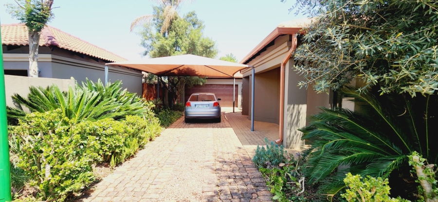 3 Bedroom Property for Sale in Melodie North West